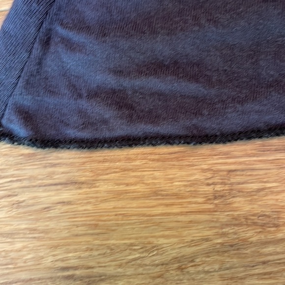 Charcoal gray hip length t- shirt - Picture 4 of 4